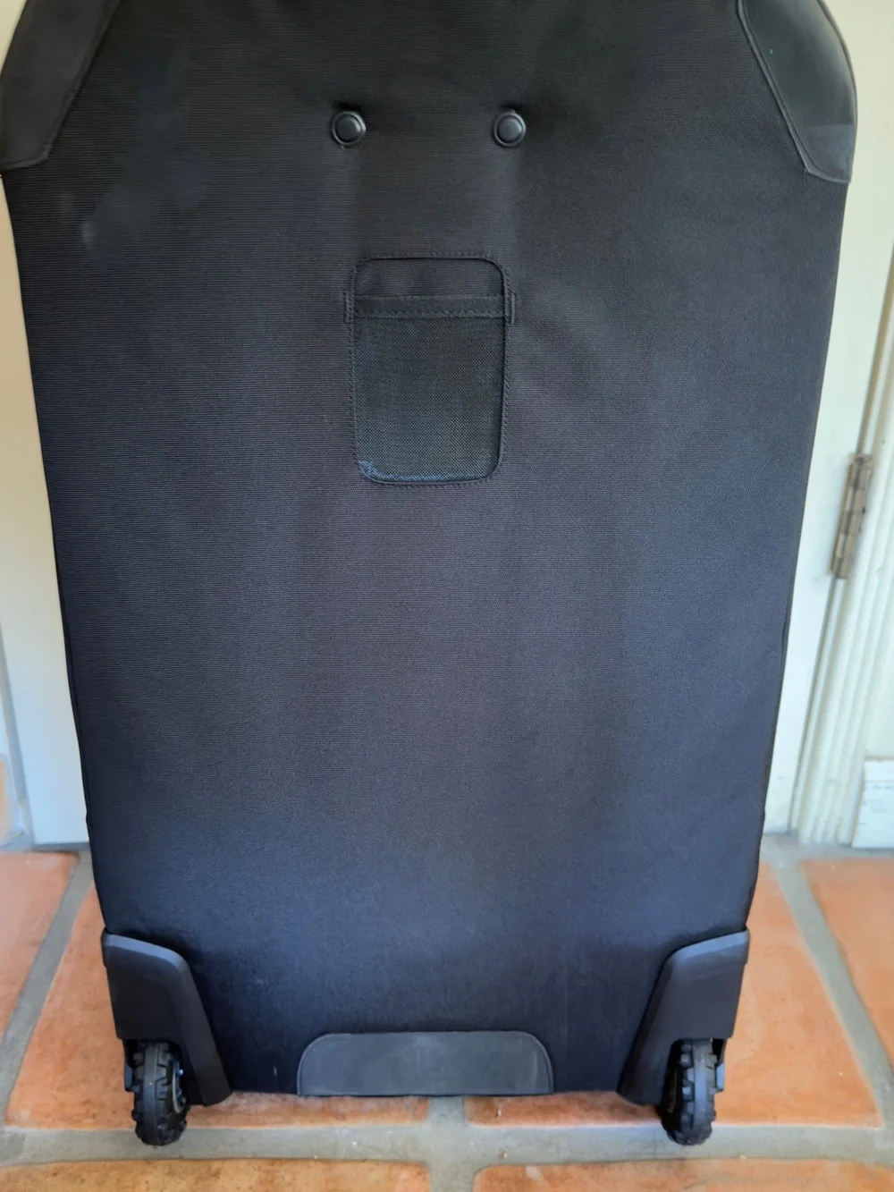 NEW Eagle Creek Tarmac XE 65L 2-Wheel Suitcase | Black